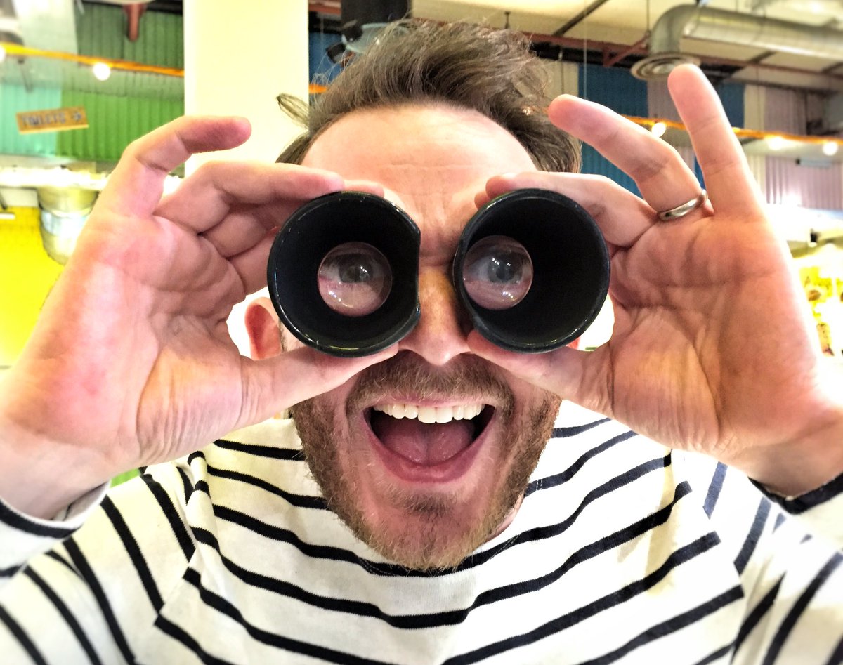 I may have just taken my best photo ever. <a href="/MattLittler/">Matt Littler</a> and his <a href="/VRCups/">VR Cups</a>... #VR