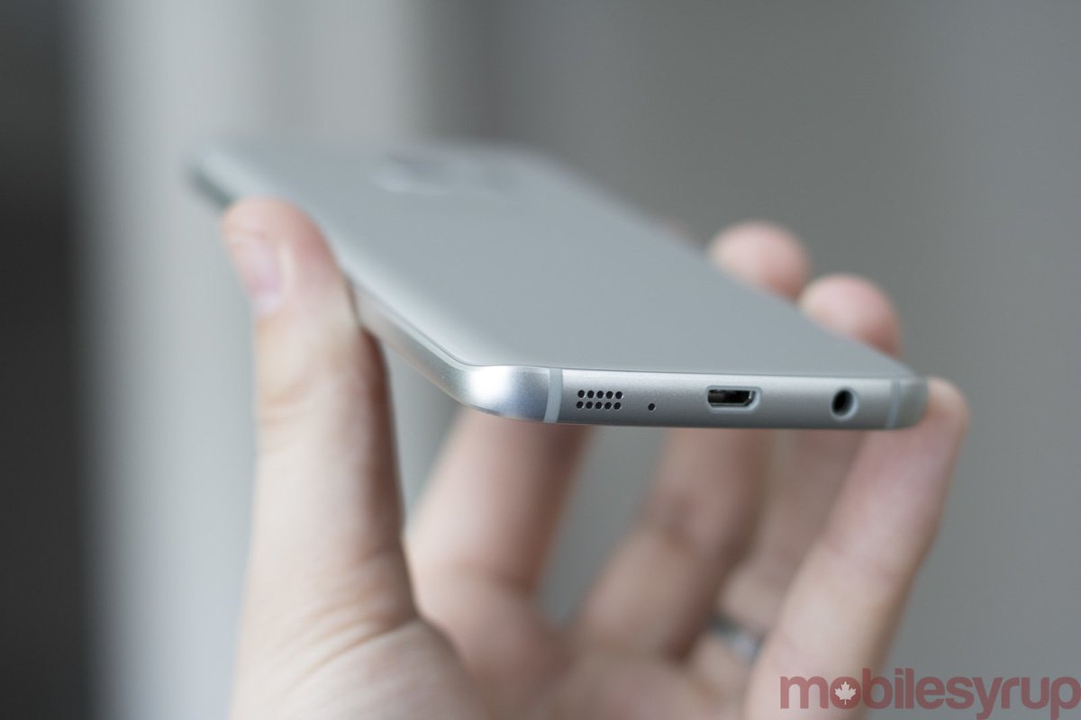 Cellularpoint_'s tweet image. Samsung Galaxy S7 is reportedly seeing ‘stronger-than-expected pre-orders’
Read more: goo.gl/mBHcNl