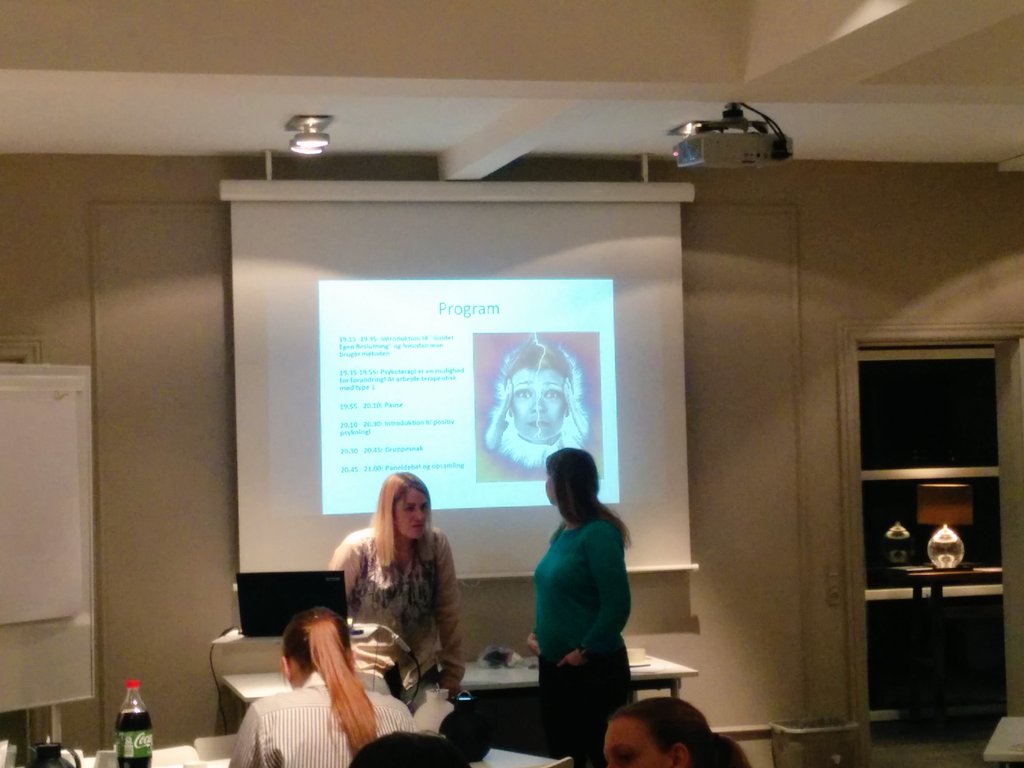 linda_raimond's tweet photo. Til event om psyke og type 1 diabetes @ForeningenType1 https://t.co/ePhHOU0mR3