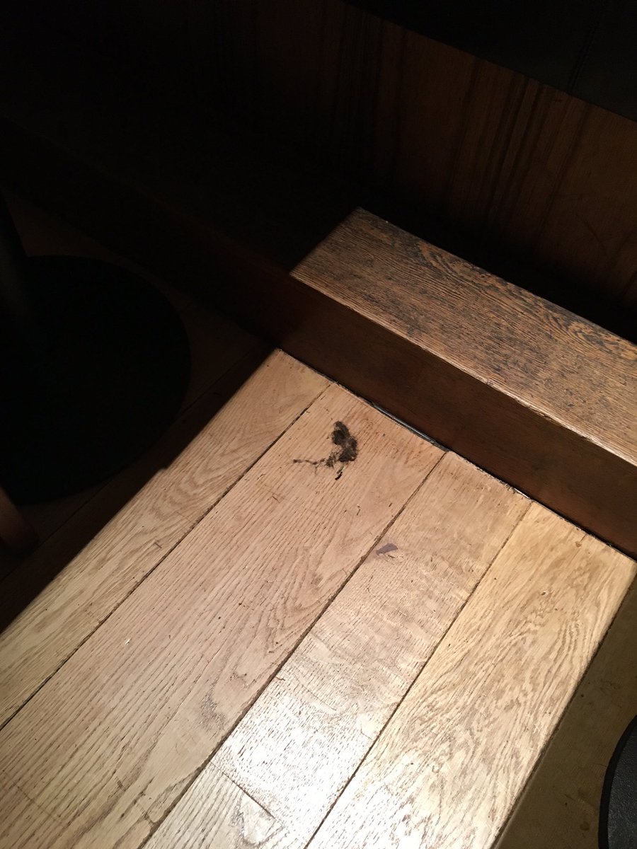 katrinakelly23's tweet photo. @NandosUK ewwww minging floor in nandos Northampton 🙈 https://t.co/ndSlhzwZoF