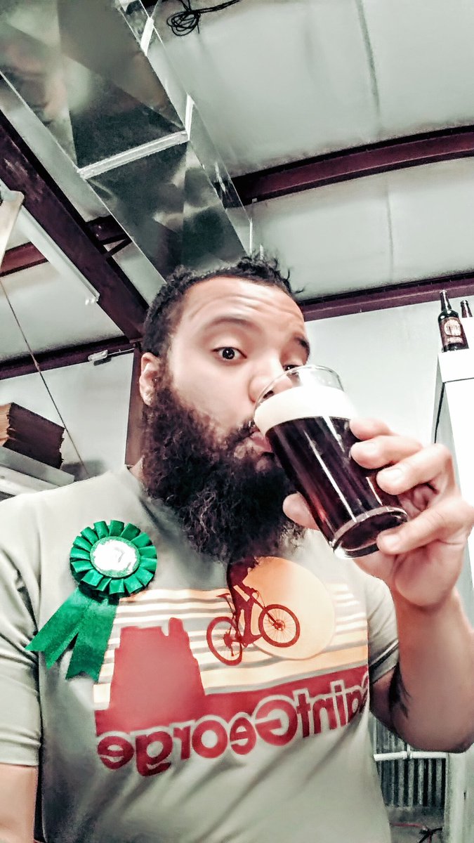 Cardinal Red Release today <a href="/DirtBagAles/">Dirtbag Ales</a>. With <a href="/rburgertruck/">R Burger</a>. Tonight 5-10pm #nitro #StPatricksDay #treatyoself