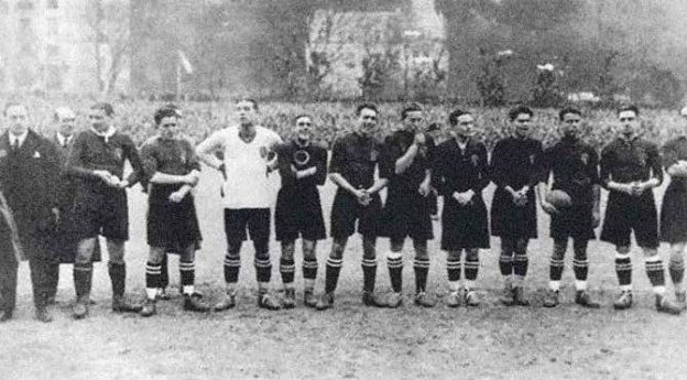 ARMH_Memoria's tweet photo. Joaquín Heredia fue seleccionador nacional de fútbol. Asesinado en 1936 sigue desaparecido https://t.co/kfFwsg59Ce https://t.co/AxzE8c2g2c