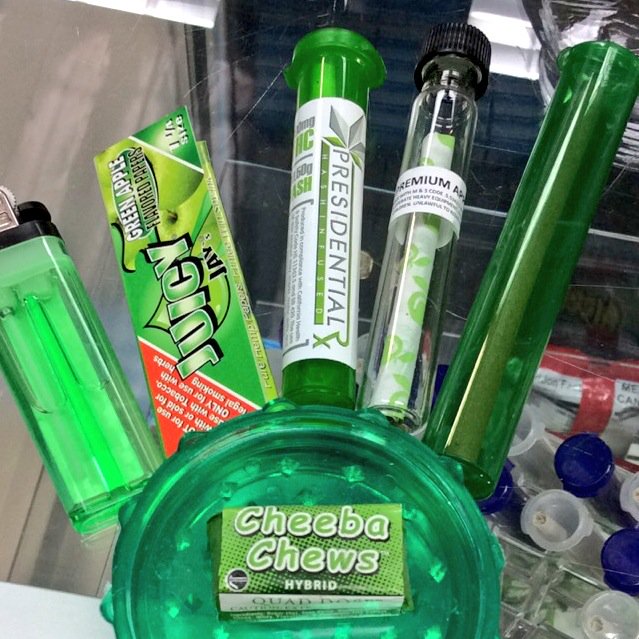 AbsoluteProp215's tweet photo. St. Patricks Day Raffle @AbsoluteProp215 today! Any donation $50/more gets a free raffle ticket! Prizes are here! https://t.co/NDl1Bb6TMC