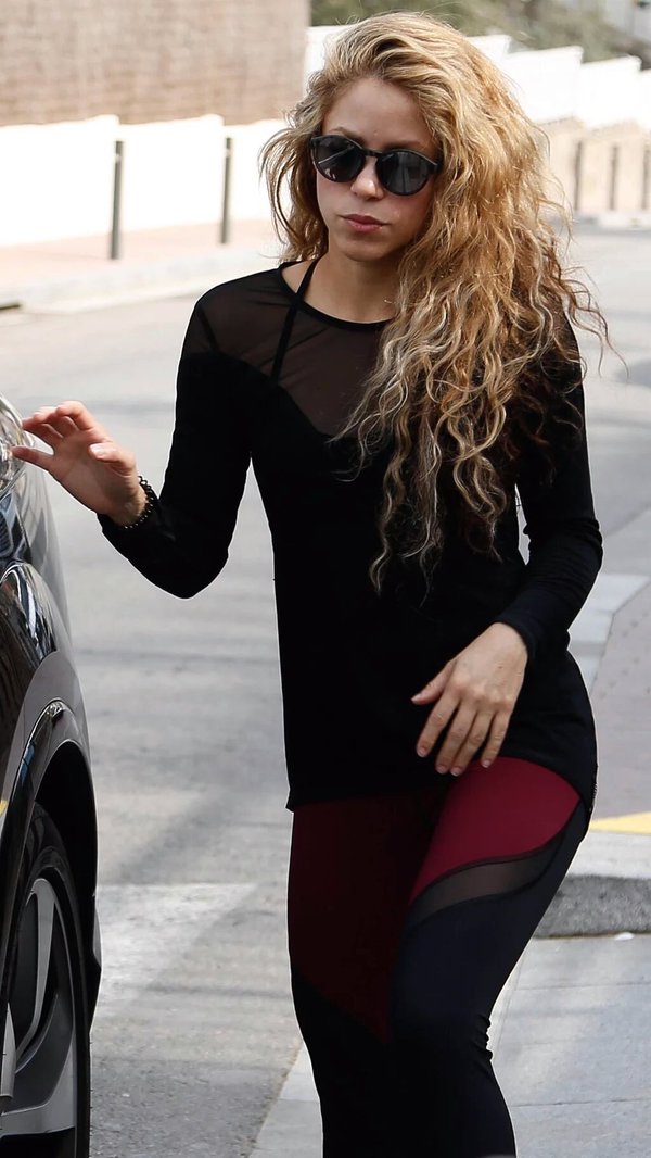 @Shakira in Barcelona yesterday ! #NewAlbumComing
