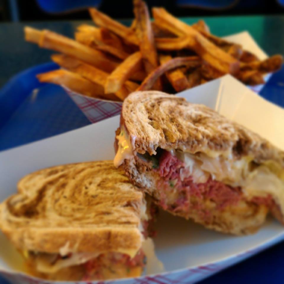 UniversityDogs's tweet image. Happy St. Patricks Day! Stop by for a corned beef, homemade thousand island, marble rye, sauerkraut and swiss Reuben