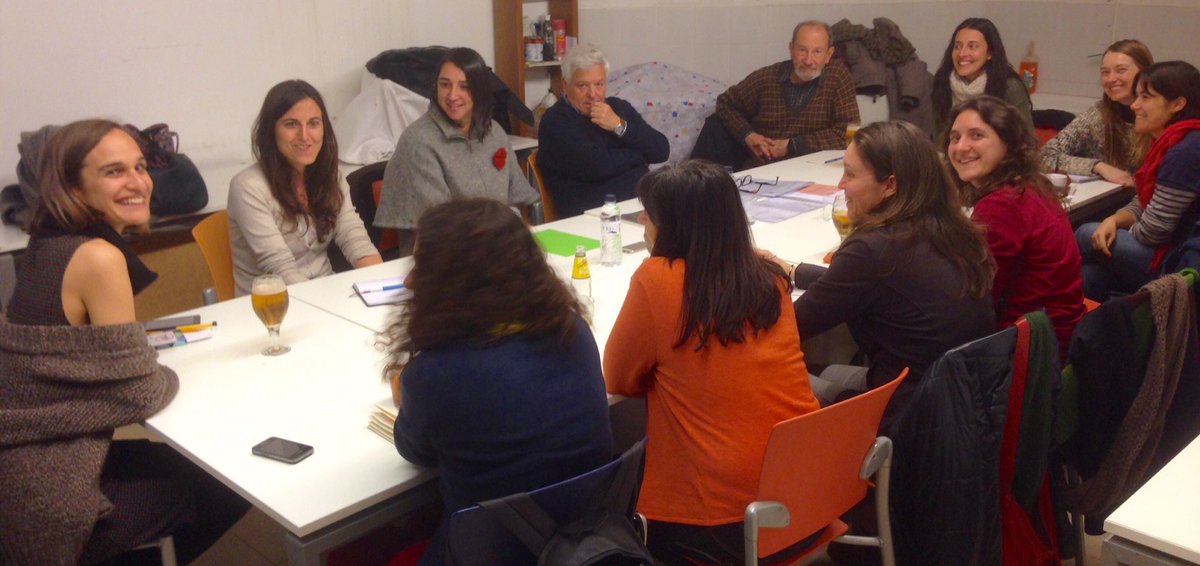 COAMBcat's tweet photo. Avui 4t Green Drinks del COAMB sobre canvi climàtic: que canviarà arran de la COP21? #GDCOAMB al @CafeOrlandai https://t.co/uq5rOlIFPv