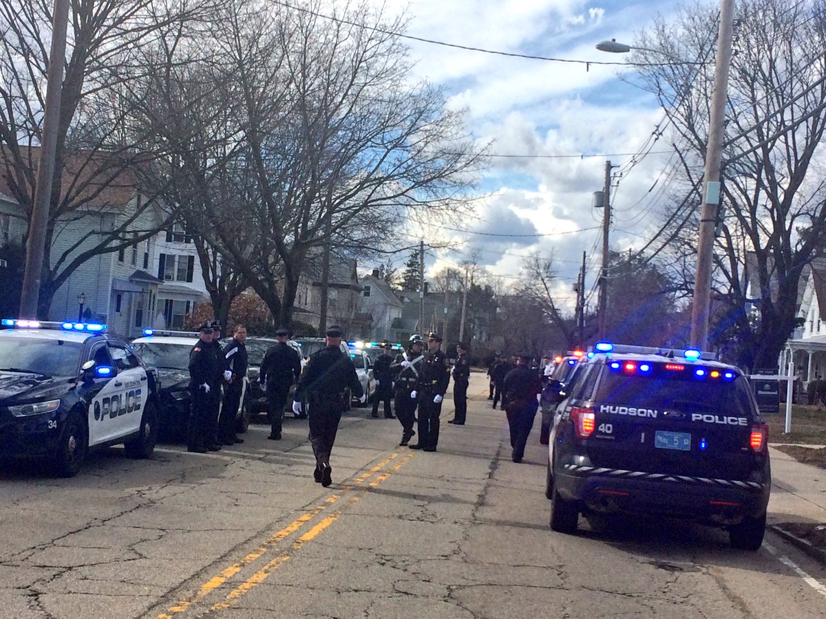 Law enforcement lining Central St. in #Hudson to honor fallen <a href="/MassStatePolice/">Massachusetts State Police</a> Trooper Thomas Clardy #FOX25