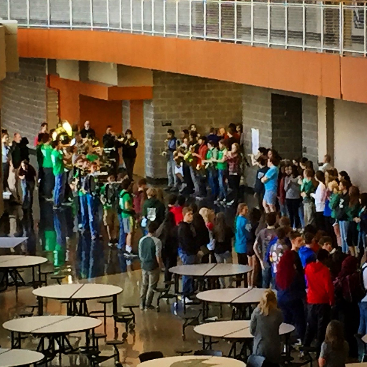 sthscounseling's tweet photo. StaleyHS students &amp; band members form a spirit tunnel! Good luck to our Northstars Special Olympics Team at state! https://t.co/nCDRA3soe2