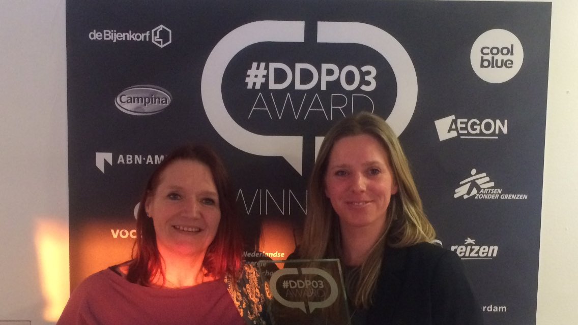 visioncc's tweet photo. @debijenkorf you did it ! #award #ddp03.. Snel, empatisch en nog veel meer!! Toppers!! So proud of you! https://t.co/C2q9QeMv4e