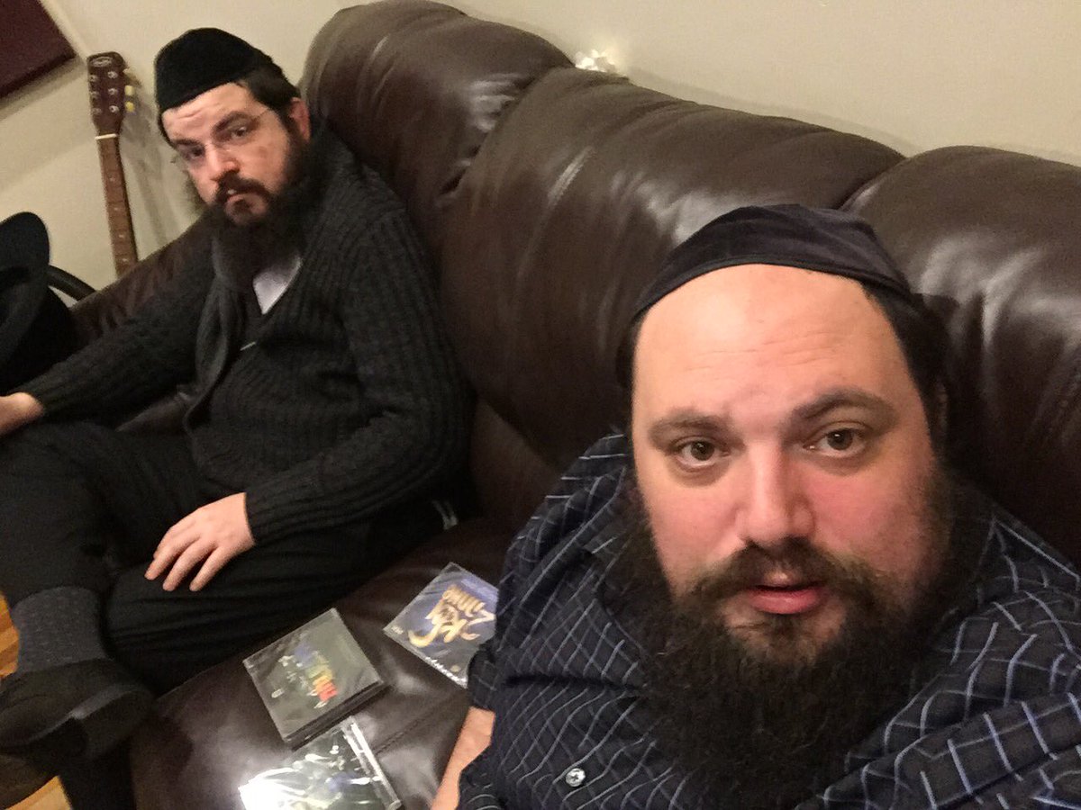 SrulySaysStuff's tweet image. Some music cooking at @NaftaliS @JewishStudio #cantwait #bfour