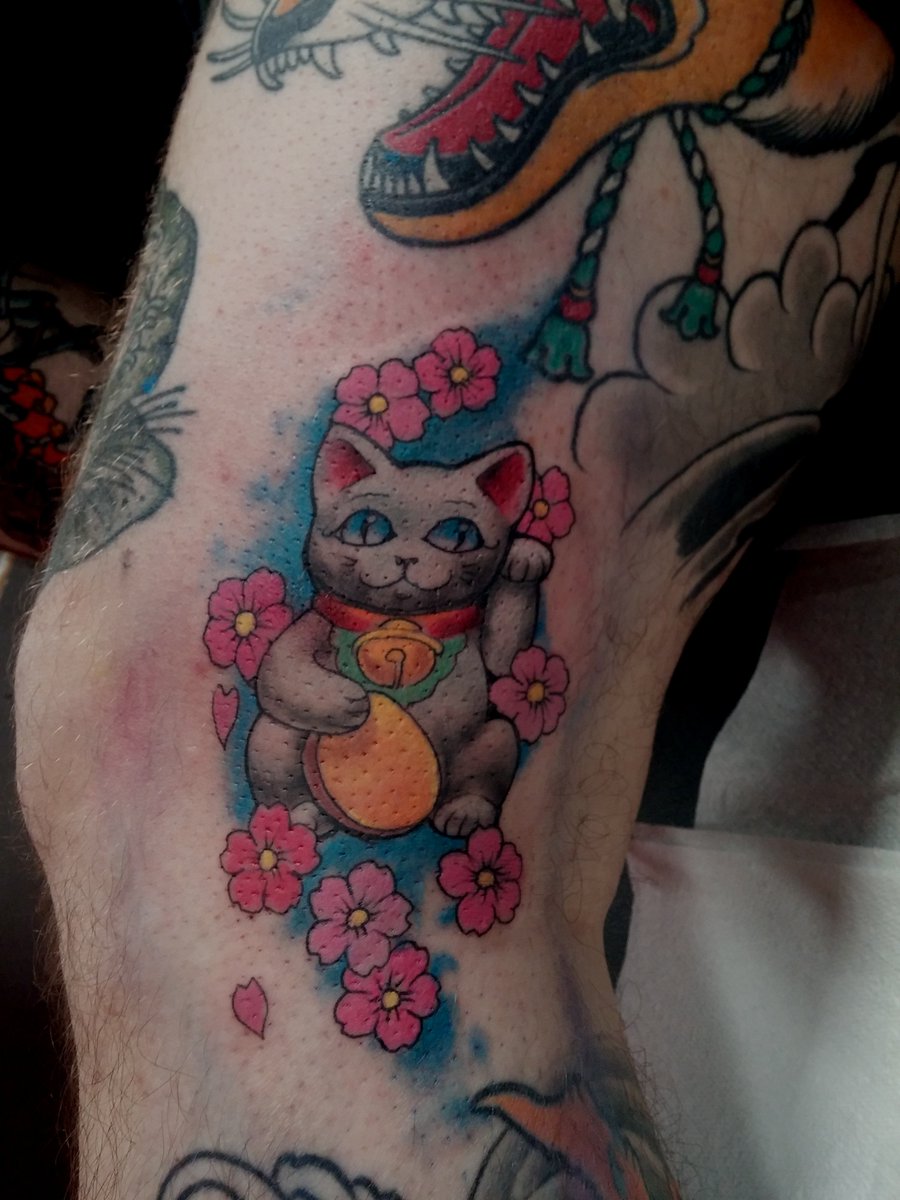tribetattoo's tweet photo. Raffi and Morag went to work at the Manchester Tattoo tea Party!
https://t.co/mAvSnp6Jox https://t.co/r08VTohz8l
