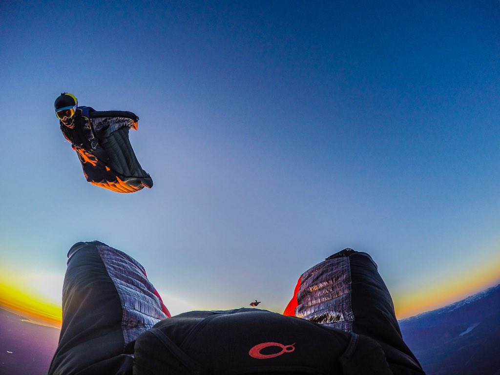 bmikesell23's tweet photo. Thanks to Skydive Kapowsin for all the fun times. I'm pretty lucky! #ufloat #GoPro #givesyouwings https://t.co/ri2NxAevSH