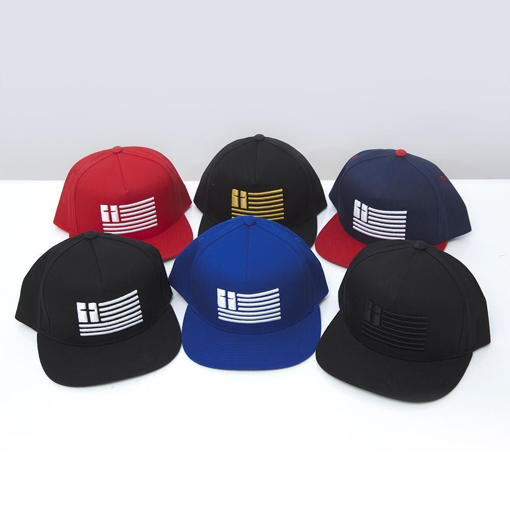 Kingdom__Native's tweet photo. United Souls SnapBack Collection #kingdomnative #allinstock https://t.co/n7mwbGnoWu https://t.co/F7Rd67YPYs https://t.co/u7mHhf7yhD