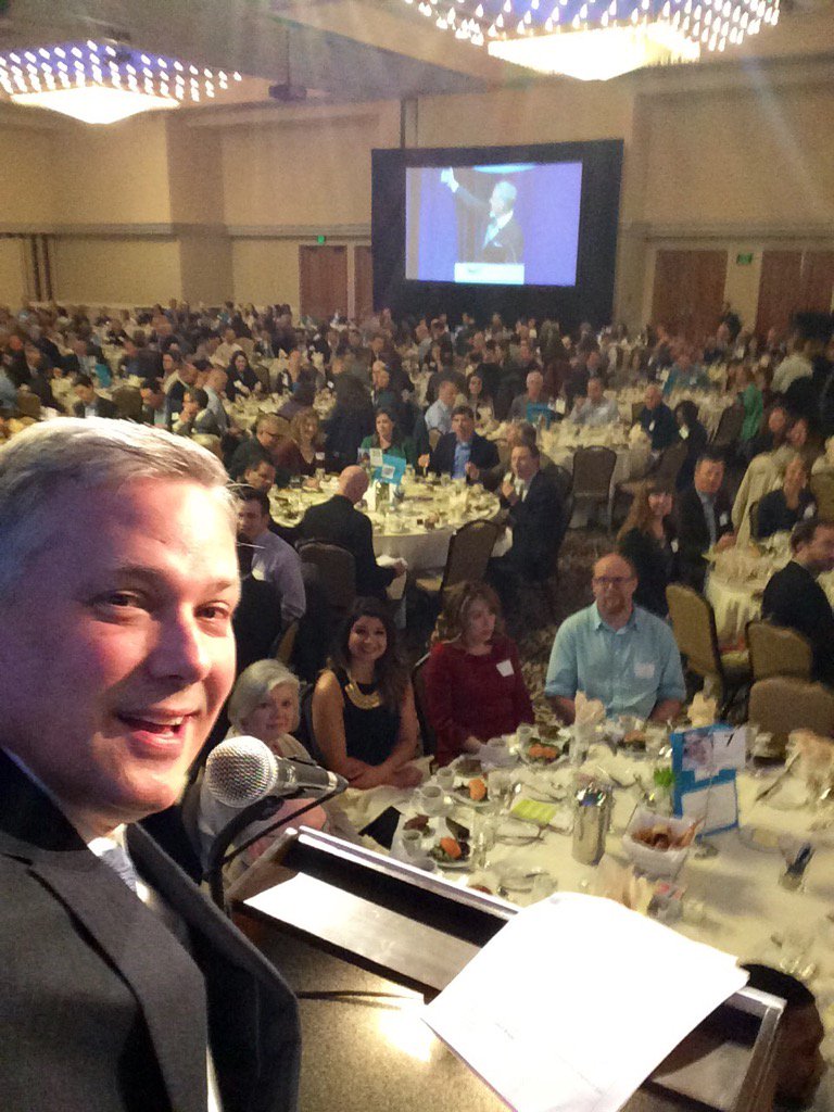 MarkWrightSEA's tweet image. OK, here's proof I am the world's worst selfie taker. But proud to be emceeing #Wellspring luncheon. #powerfulchange