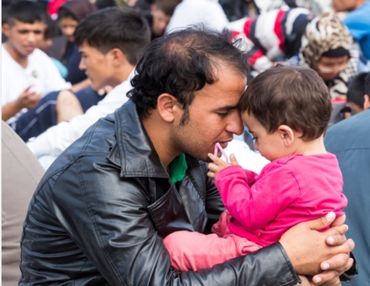 rcaresrgives's tweet photo. Caring for Syrian Refugee Children: A Guide for Welcoming Young Children and Their Families https://t.co/DJAjEJPx37 https://t.co/6tVEoXiAdP