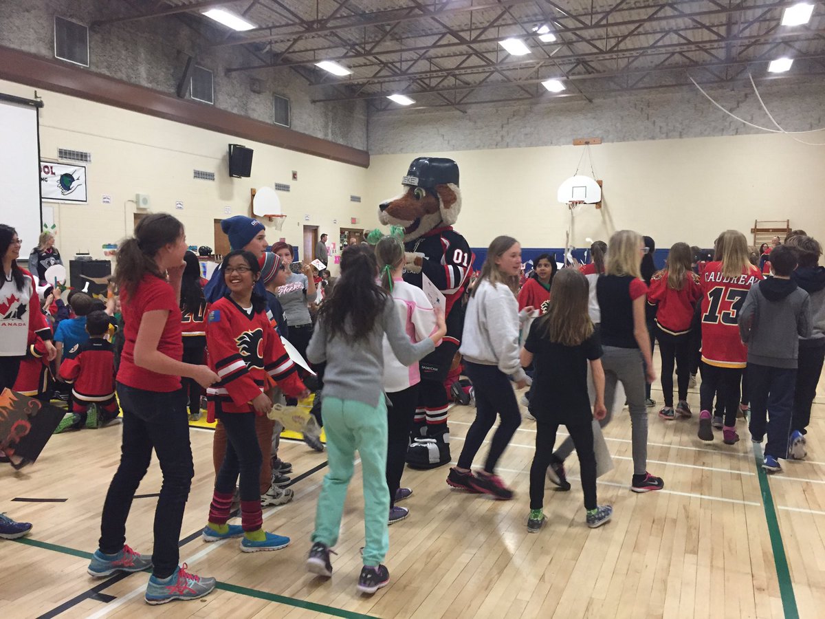 hockeycalgary's tweet photo. We're here @St. Sylvester Elementary school announcing all the fun #HometownHockey activities happening this weekend https://t.co/FKKrSbx2He