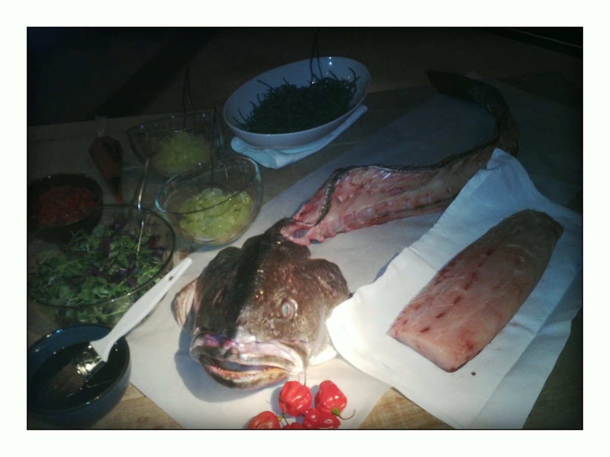 #ViuranRoll seguimos con #ExoptoHorizonte #Blanco2014 maridado con #Corvina #natural de <a href="/JuancFerrando/">juan carlos ferrando</a> <a href="/Ignacionate/">Ignacio Oñate</a>