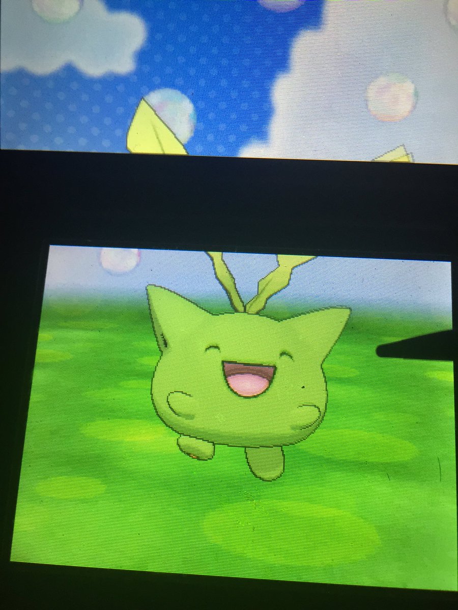 jojolteon's tweet photo. But I did catch a green shiny today! Clover the shiny Hoppip. ๐ #Imcountingit https://t.co/A1bZ2SYJk4