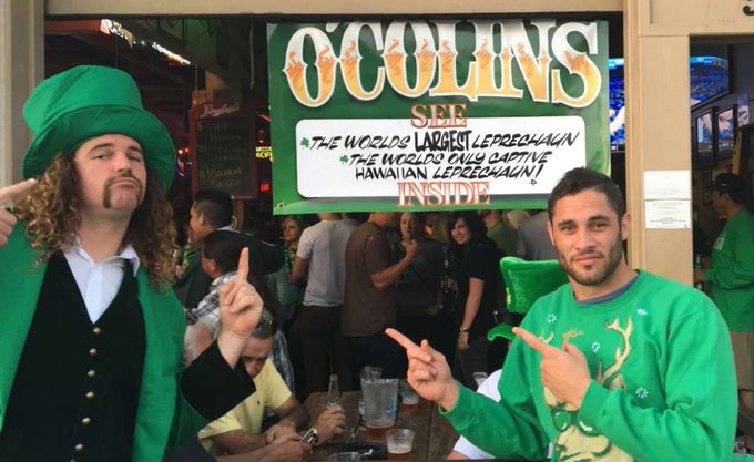 Swung by the LBC to visit my homie Colin who happens to be the Worlds Largest Leprechaun and @usatf National<a href="/tag/campuscoinproject"class="tags"><span>#campuscoinproject</span></a><a href="/tag/cryptoforstudents"class="tags"><span>#cryptoforstudents</span></a>