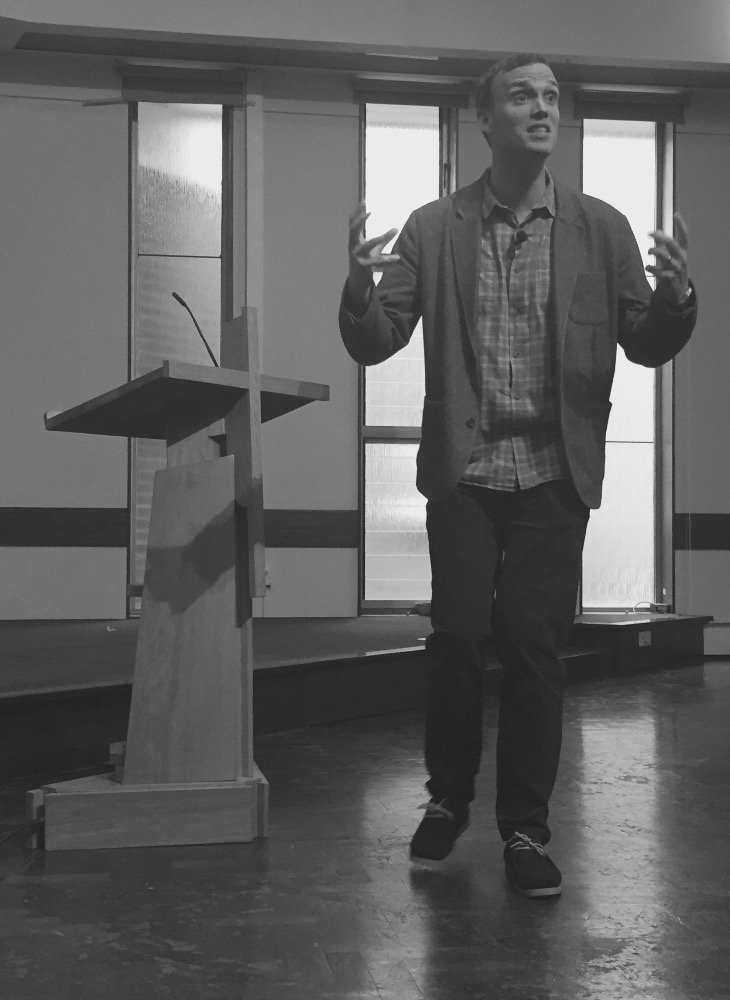 jeremyperigo's tweet image. @LSTheology Chapel filled w/ hope as Gavin Calver shares about his passion for awakening in the nation #lstalumni