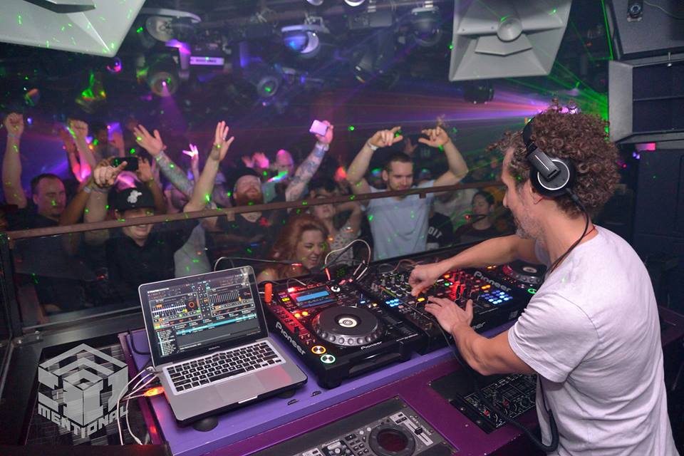 technolifelive's tweet photo. Josh Wink - Live @ Flash DC Part 4

https://t.co/LQd6R1ako5 https://t.co/CUhPH5imwy