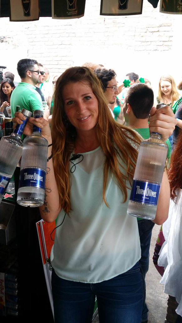 fadoaustin's tweet photo. Loving this day at fado. #paddyhard #SXSW #StPatricksDay https://t.co/FO5gAyPTxG
