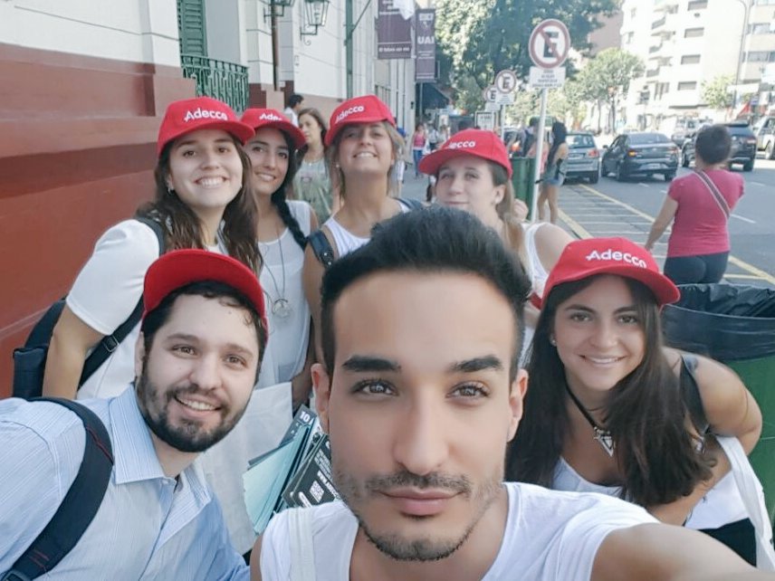 nonocaf's tweet photo. #AdeccoStreetDay #AdeccoWayToWork @adeccoAR https://t.co/dmBTWdf5hW