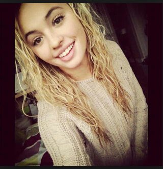 Victoria Baldesarra (@vicbaldesarraxx) on Twitter photo 