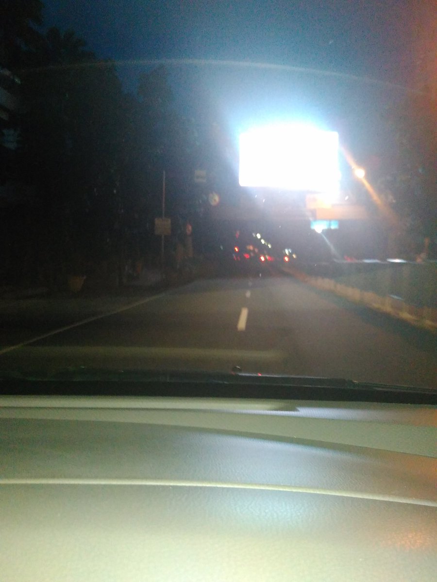 abeng_emdisi's tweet photo. Menghirup udara pagi, nikmat dari sang pencipta,, #nyari sarapan# kelaparan#gegara MU eleh 😥 https://t.co/D0OKsdnksw