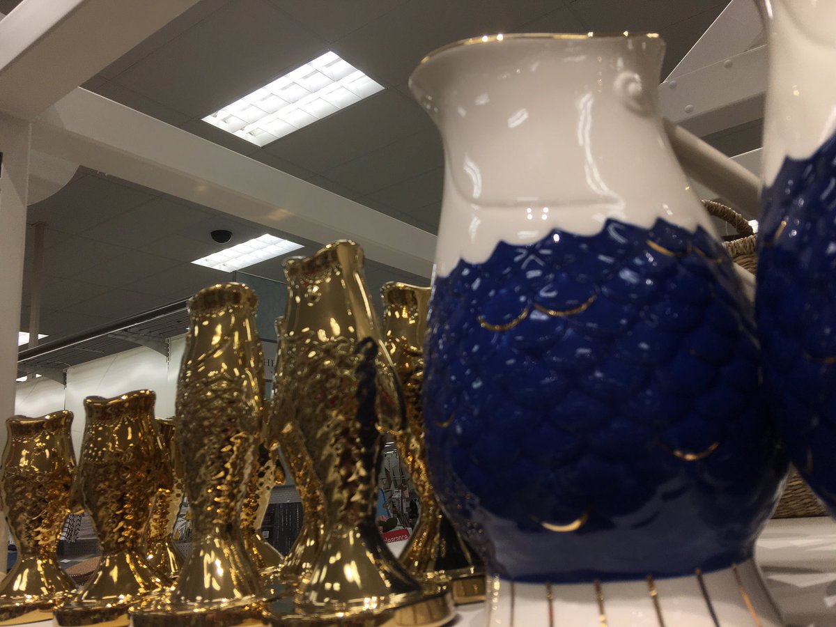 VMAlbertVilla's tweet photo. Summer vibes here at 1869! 🌻🍍😎
#VML #BeBold #SummerNow #1869 https://t.co/Eqyl7C2EYO