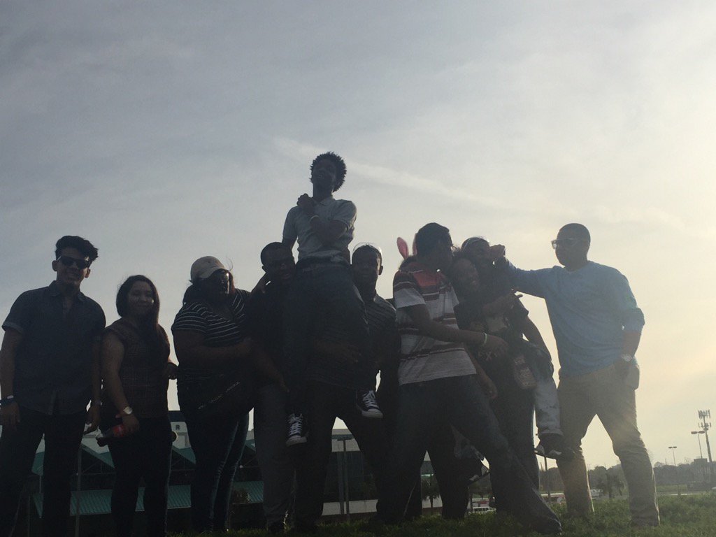 3961mbarobotics's tweet image. MBA EXECS ! Team 3961  #entergy4good