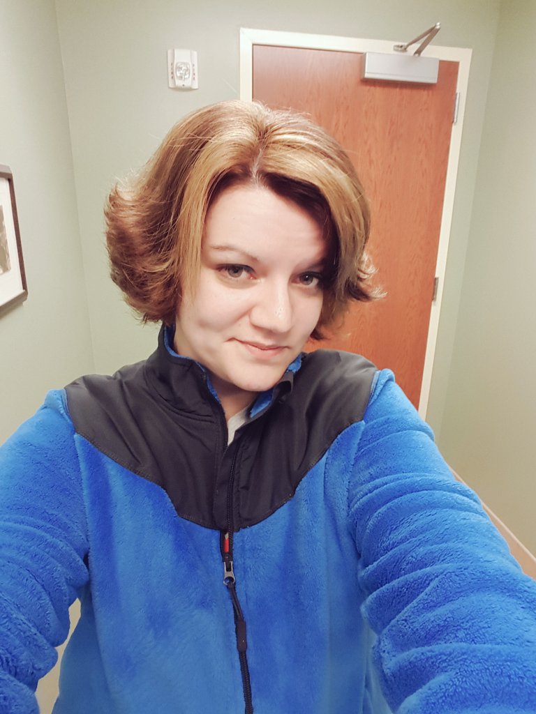 RoboWarrioress's tweet image. Natural curl 😂😂