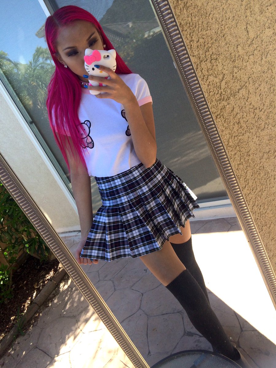 cyberkitty tweet picture