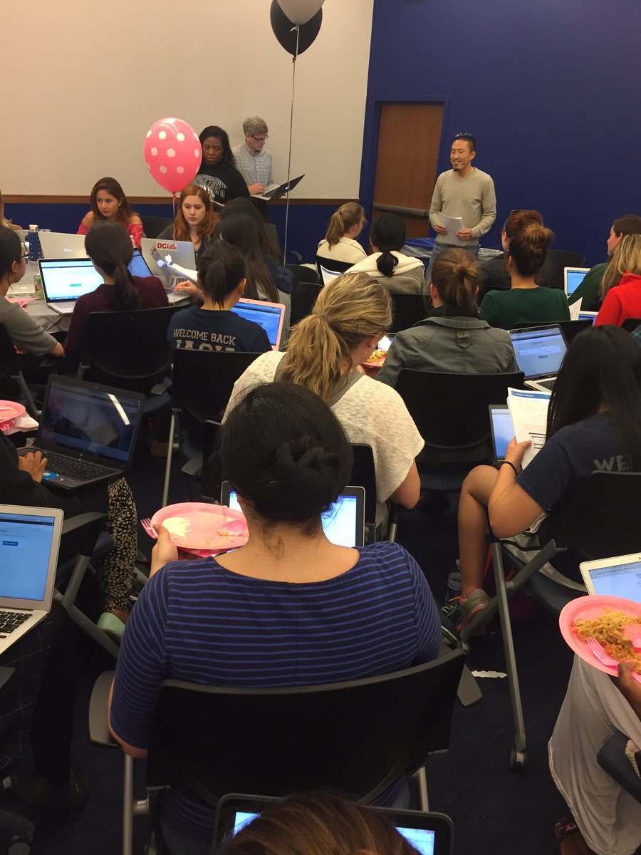bhindu20's tweet photo. A lot of folks setting up their domains! Some of them their first time ever! #guwecode @cndls @ReclaimHosting https://t.co/MmMeBfJNlC