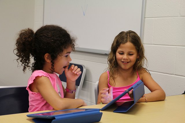 AdvocateforEd's tweet photo. Why teachers' support is vital to blended learning success https://t.co/zJlN1NcX5I #blendedlearning https://t.co/66oC4GO4ZQ