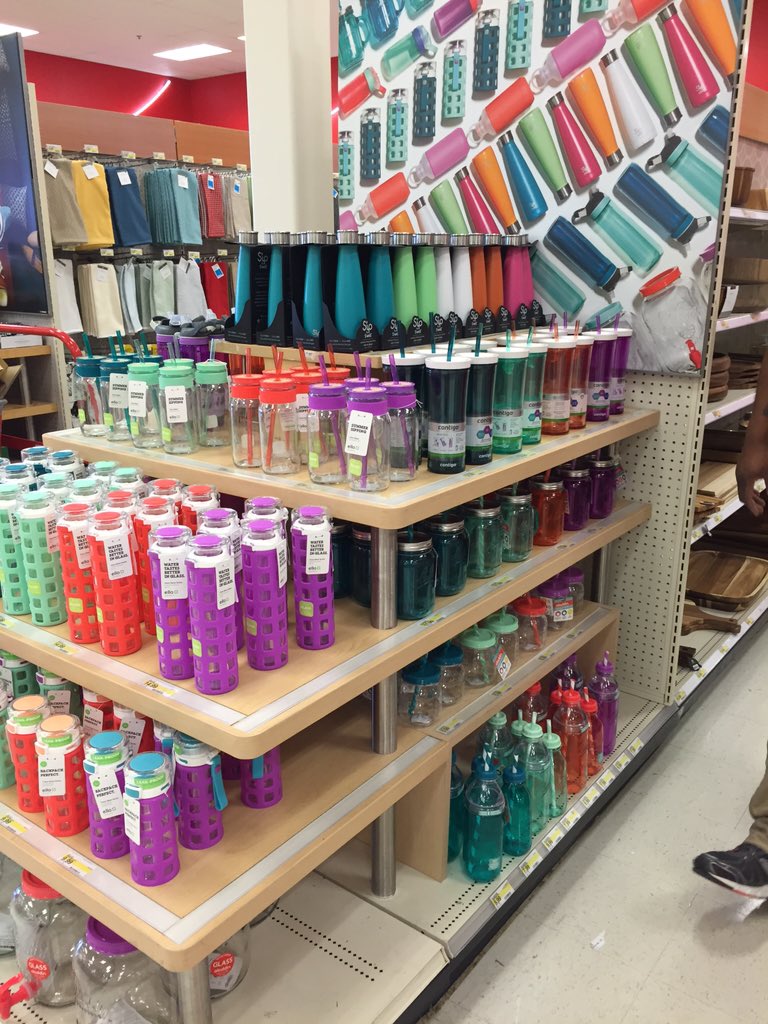 Love this focal! @bigtjTarget <a href="/KatrifaO/">Katie Oliver Korbel ⚓️</a> <a href="/eimazzeo/">Erica Mazzeo</a> <a href="/brian_hannold/">Brian</a> @JennaWalker422