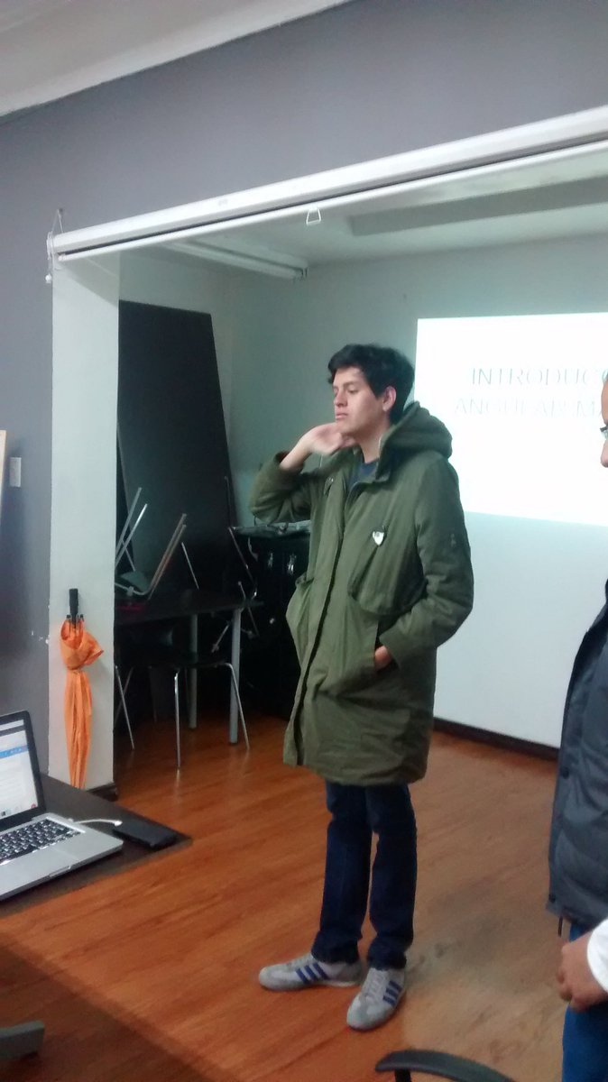 AngularJS Colombia tweet media