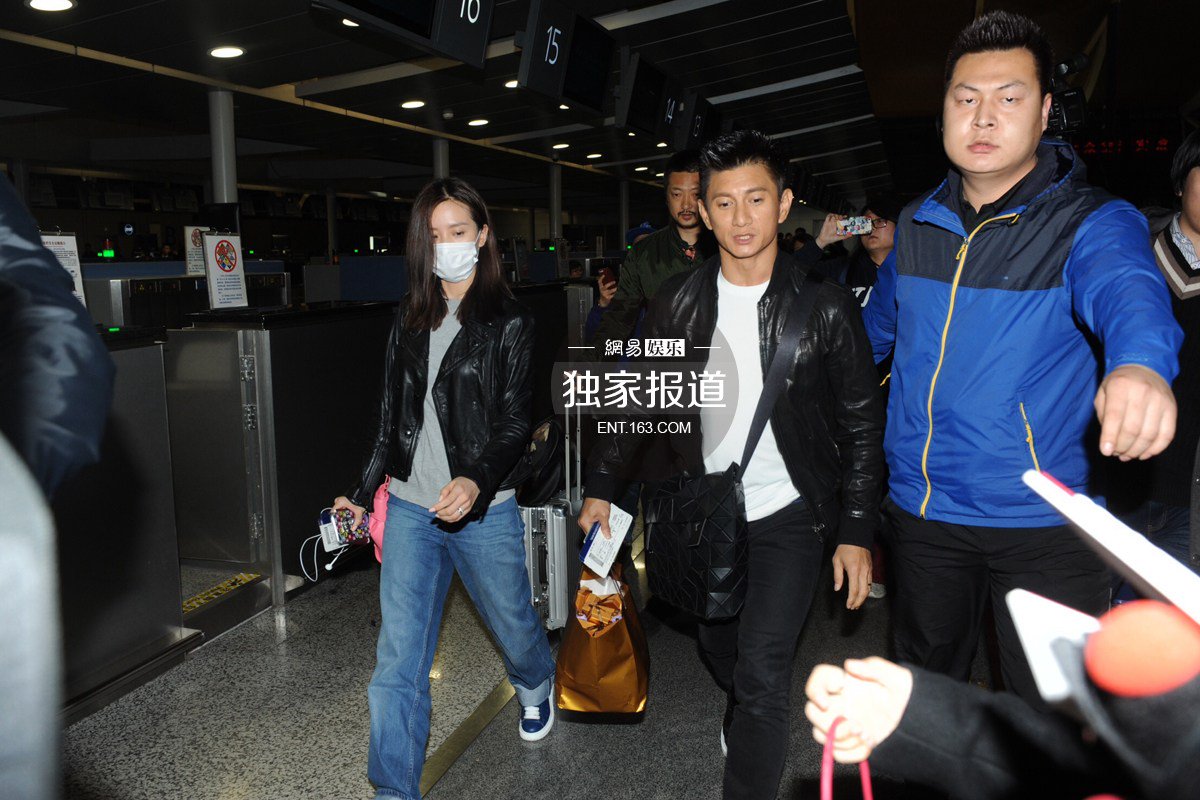 武侠天下 中華エンタメ情報 3月日にバリ島で結婚式を行う呉奇隆 ニッキー ウー と劉詩詩 リウ シーシー は3月17日にバリ島に向けて出発した 結婚式当日 果たしてどんな大物スターたちが参加するんでしょうか T Co Sj2n0qgf5m T