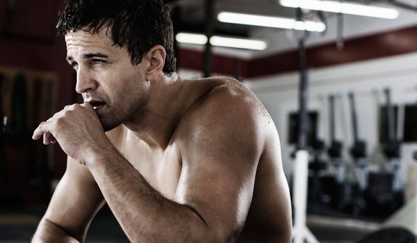 How guys make it harder for themselves to gain muscle and lose fat: ow.ly/ZDQUk