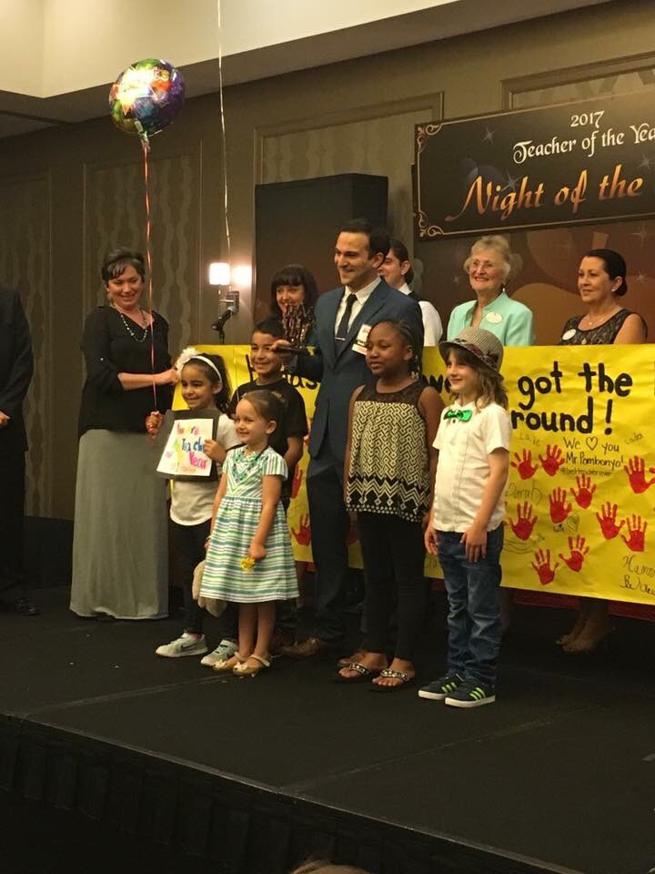 CLESCrocs's tweet image. Congratulations @FamousinFirst for being named the 2017 SCPS Teacher of the Year! #SCPSTOY2017