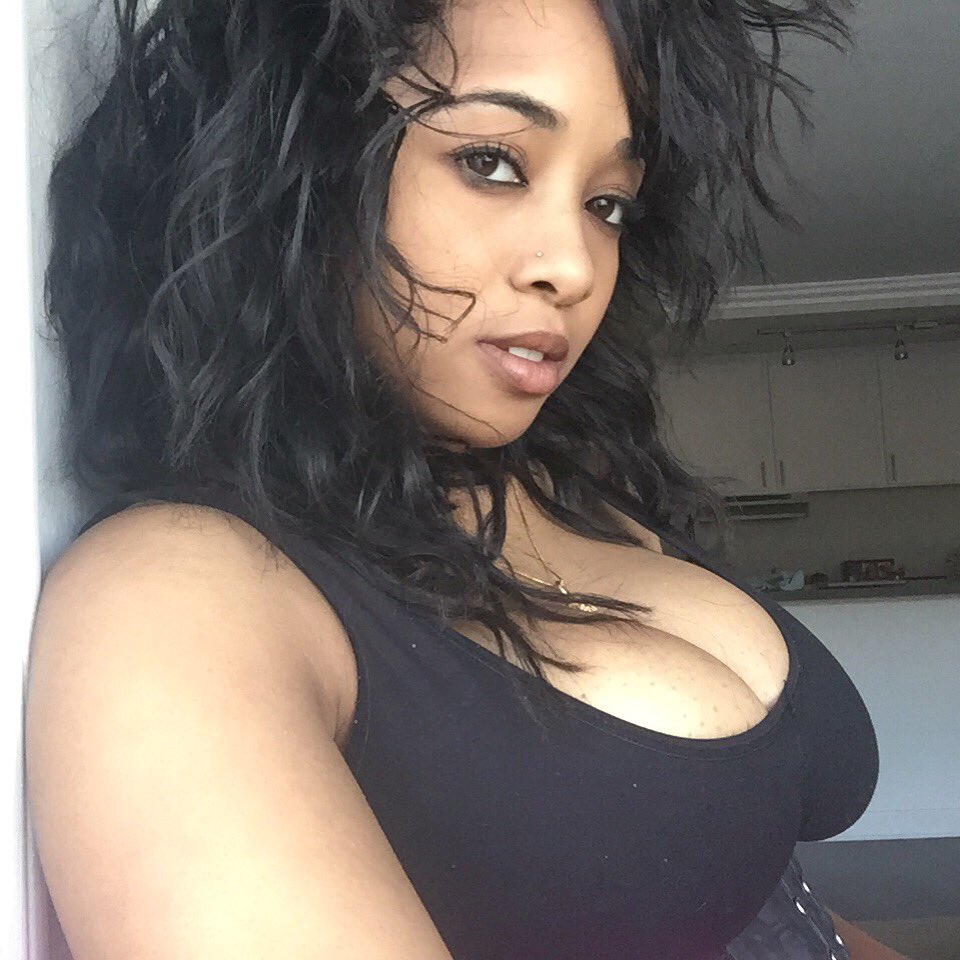 destheflyer's tweet photo. Crazy hair day 🎈 https://t.co/871EwZnThw