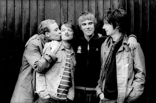 Kabar terkini dari The Stone Roses tentang album terbaru bit.ly/1S3i3Ql