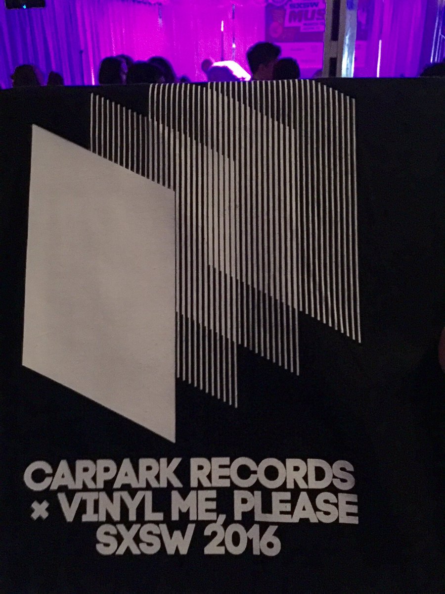 _NOFOMO_'s tweet photo. Great night of music, drinks, and vinyl #SXSW2016 #nofomo https://t.co/kFkflLDwvj