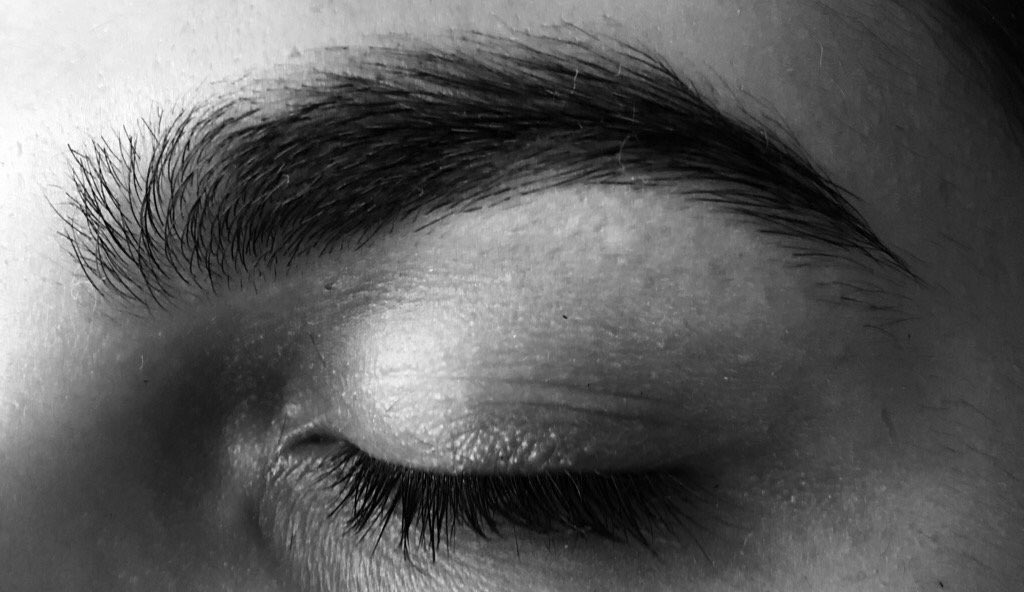 theWspa716's tweet photo. Threading Eyebrow Touch Up: no make up - just perfectly arched luscious #eyebrows @theWspa716 https://t.co/BxwshbSeQo