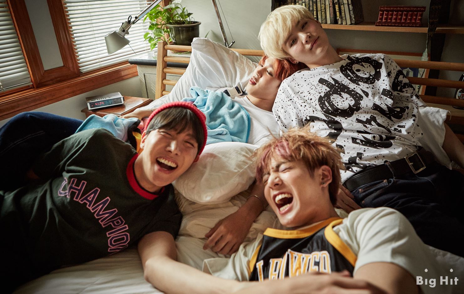 [Interview/Trans] Releasing BTS’ Dreaming Days, Chicago pictorial book
