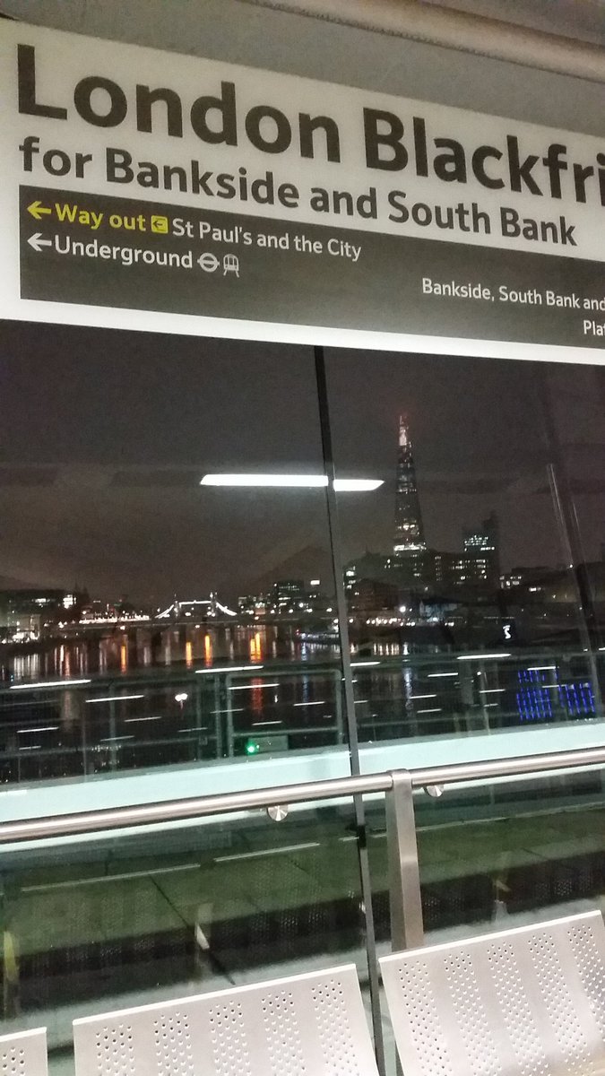 Mise_Smurph's tweet image. Not a bad pre-dawn view. #waitingatthestation #Devlins