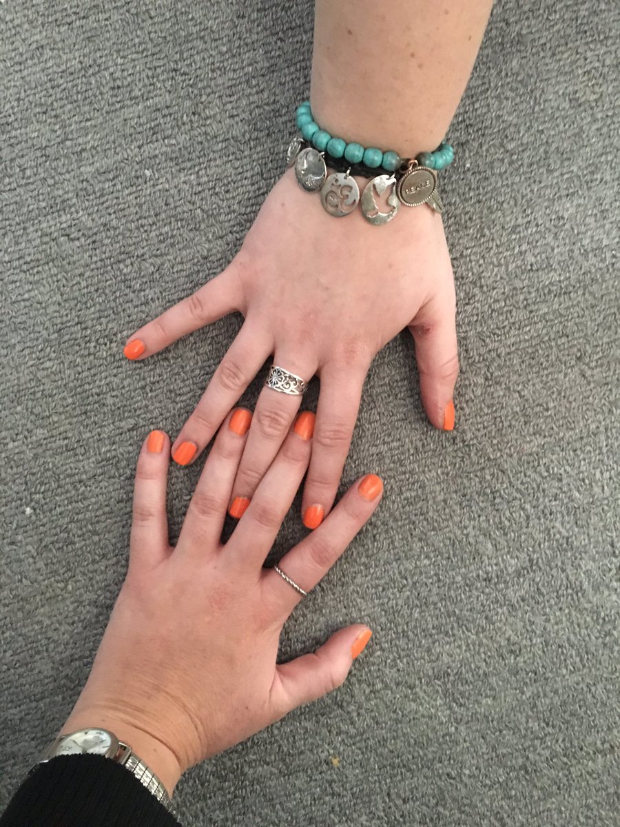 OliviaCheshire's tweet photo. Orange for Harmony Day at Mawson! @MPSHarmonyDay #DiversityGoesWith Kindergarten https://t.co/bAefEsr9Ga