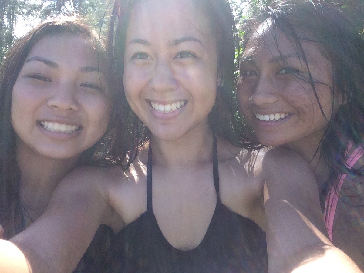 Kea_ea_ea's tweet photo. Pono au e holoholo me kuʻu mau pilialoha. #holoholo #kamoanianilehua #kshawaii https://t.co/EfybgQLQqH