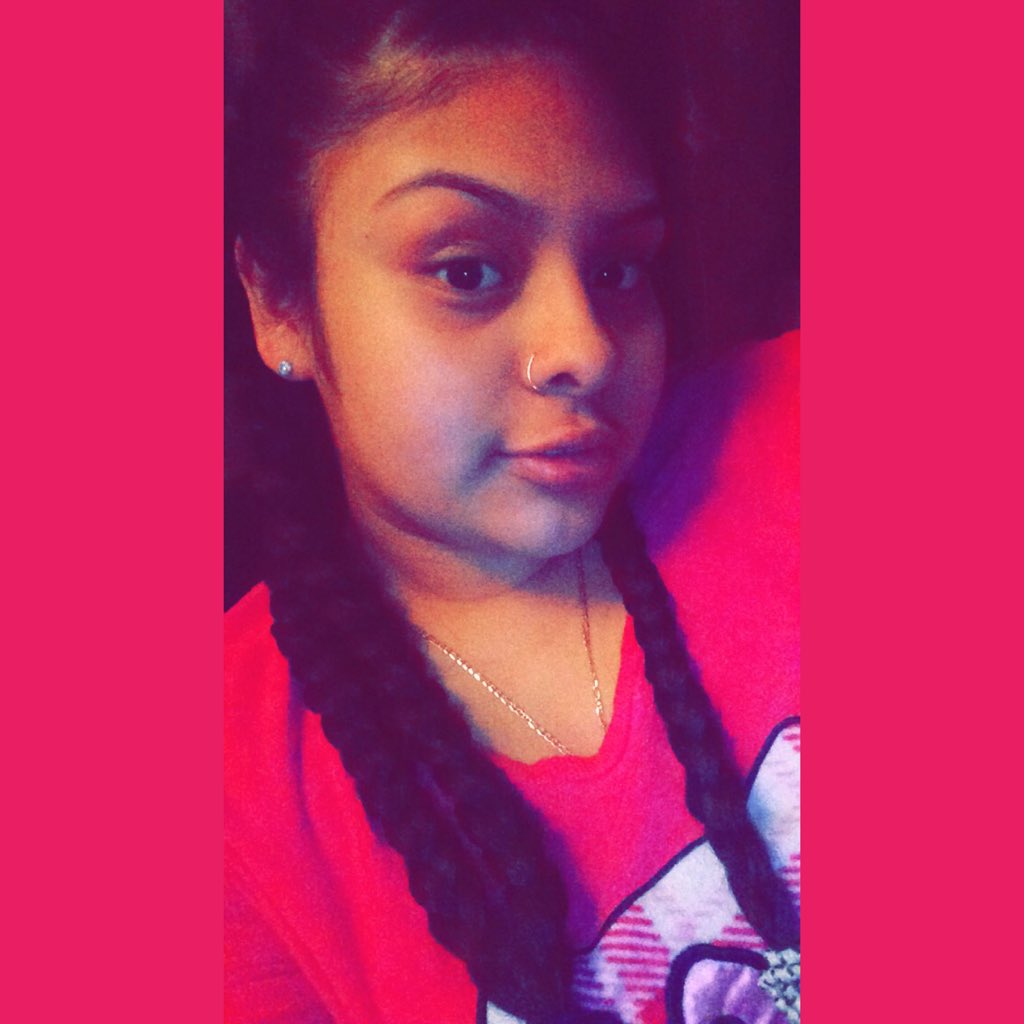 Young_one98's tweet photo. #nomakeup #nomakeupselfie #NotJustAnyWoman #mehoe https://t.co/4ALgX0N2rR