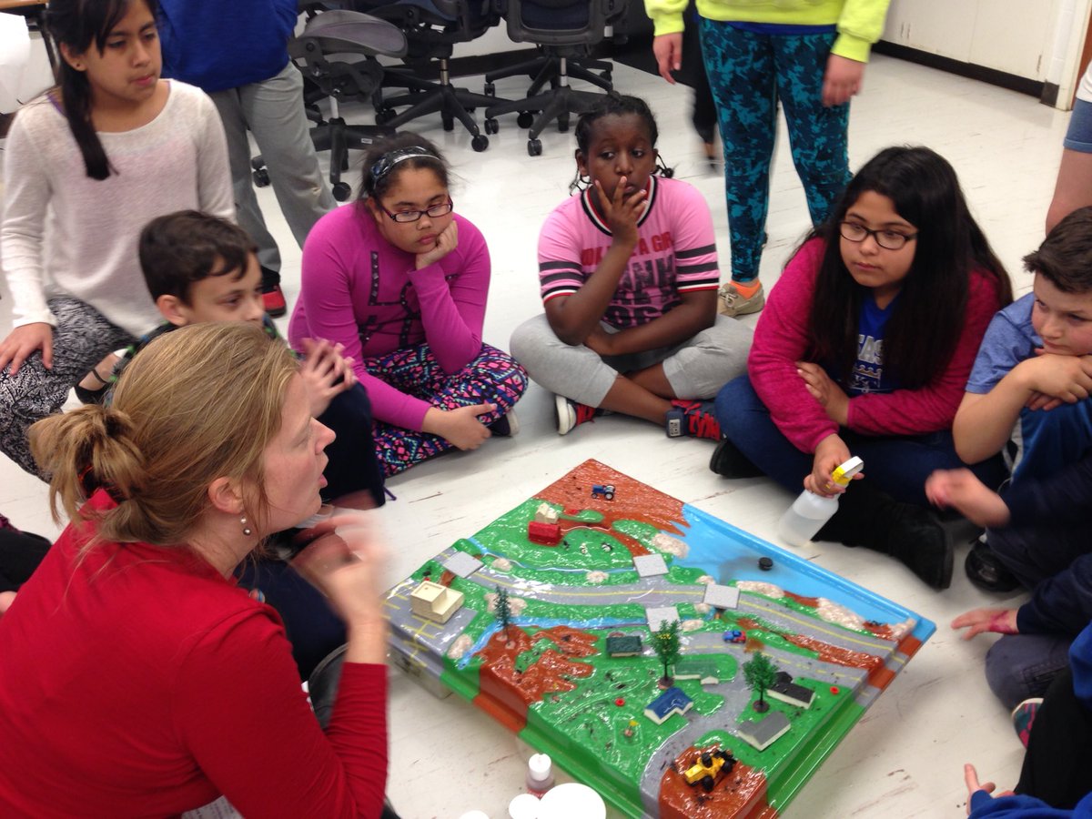 rhfreema's tweet photo. Rosehill fifth-graders learn about taking care of and conserving our water supply.., https://t.co/dtDjAZiqKM